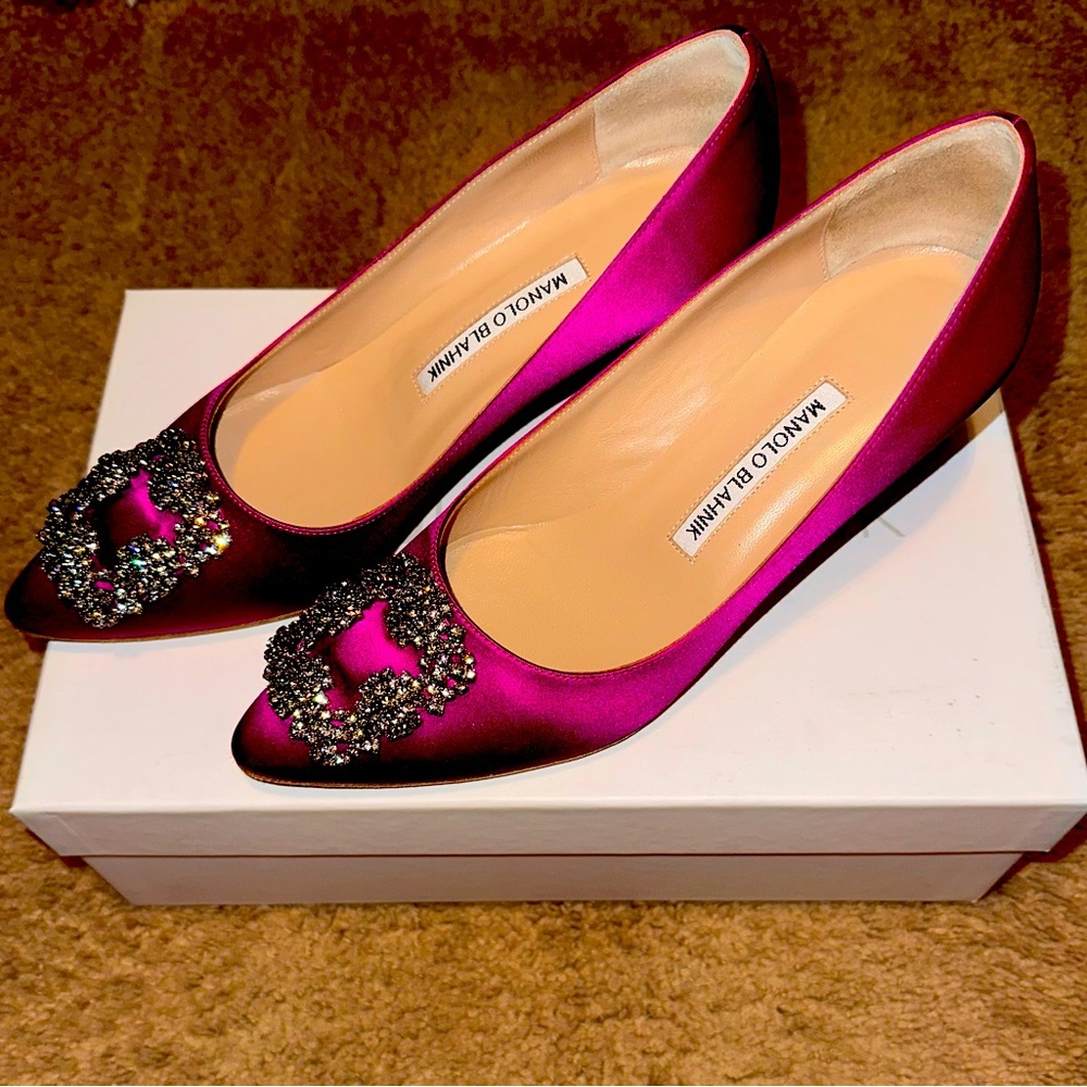Manolo Blahnik Hangisi in Dark Pink Satin Size 37